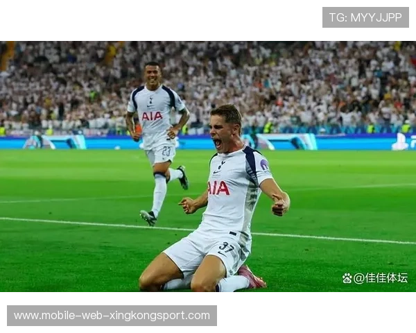 巴黎摧毁热刺防线